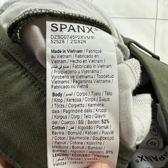 Spanx Shorts Womens XS Green Dark Pine Twill 5" High Rise Chino Stretch Smooth - Picture 5 of 12